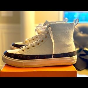 Louis Vuitton Hightop Sneaker
